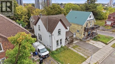 162 CHURCH Street Kitchener Ontario photo 5