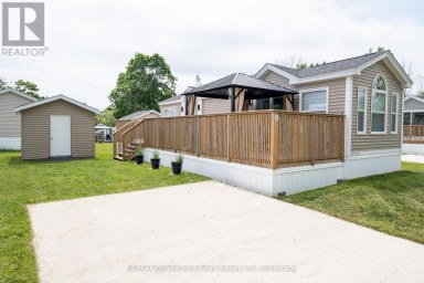 H22 - 153 COUNTY RD 27 Prince Edward County (Hillier Ward) Ontario photo 2
