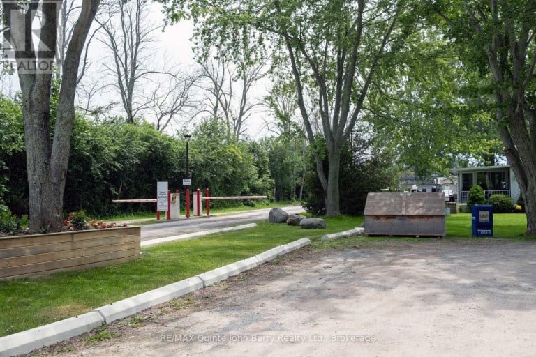 H22 - 153 COUNTY RD 27, Prince Edward County (Hillier Ward), Ontario, K0K1T0