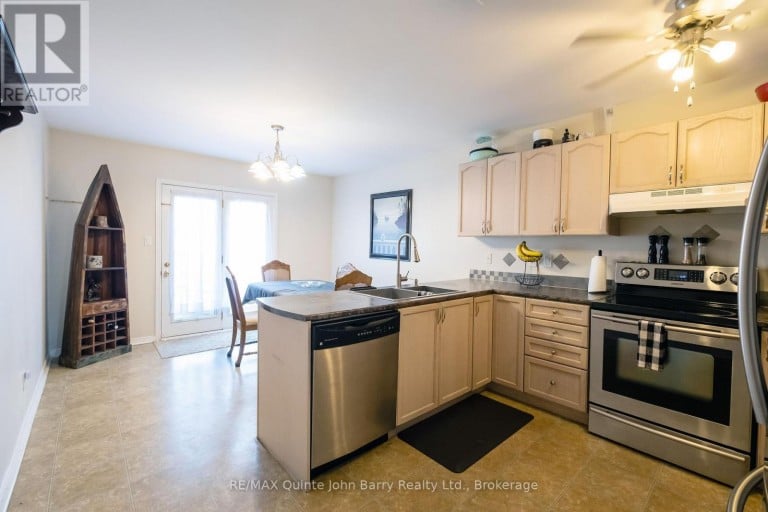 152 NICHOLAS STREET, Quinte West (Murray Ward), Ontario, K8V6B2