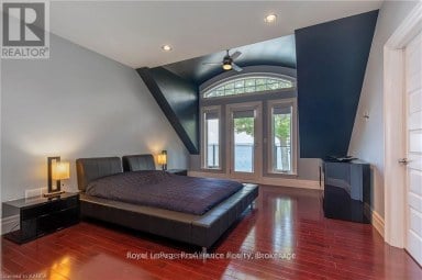 1618 ST LAWRENCE AVENUE Kingston (Kingston East (Incl CFB Kingston)) Ontario photo 32