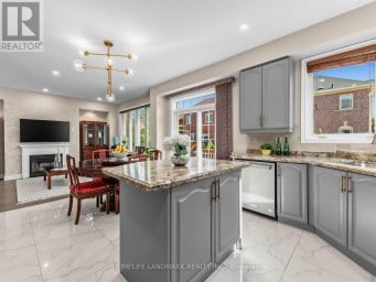 72 VANDERVOORT DRIVE Richmond Hill (Jefferson) Ontario photo 11