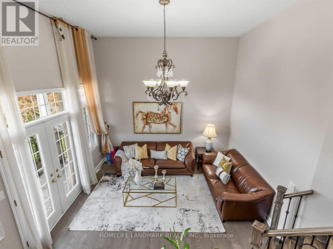 72 VANDERVOORT DRIVE, Richmond Hill (Jefferson), Ontario, L4E0C7