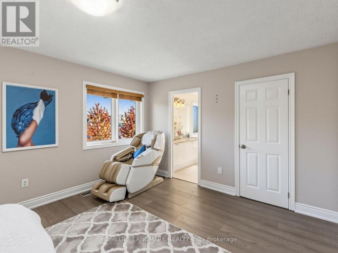 72 VANDERVOORT DRIVE, Richmond Hill (Jefferson), Ontario, L4E0C7