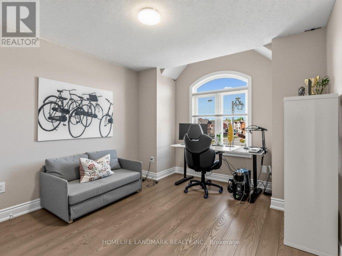 72 VANDERVOORT DRIVE, Richmond Hill (Jefferson), Ontario, L4E0C7