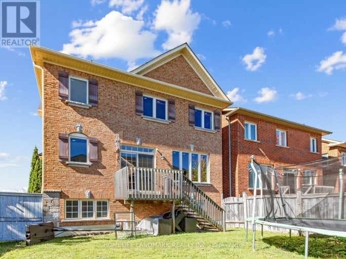 72 VANDERVOORT DRIVE, Richmond Hill (Jefferson), Ontario, L4E0C7