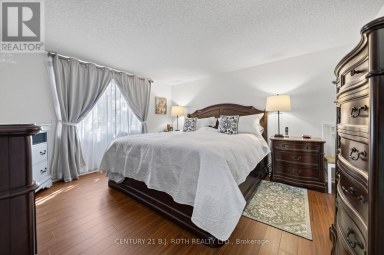 18 BELLE ISLE ARM Innisfil Ontario photo 7
