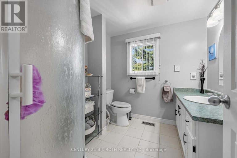 18 BELLE ISLE ARM, Innisfil, Ontario, L9S1N8
