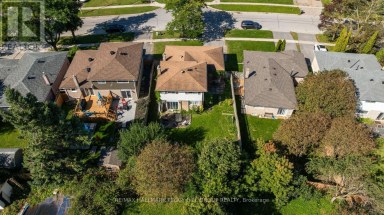 46 COLLEGE CRESCENT Barrie (Grove East) Ontario photo 10