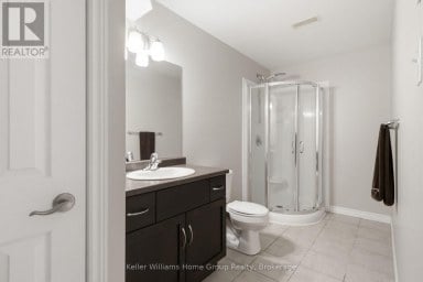 30 INETT WAY Centre Wellington (Fergus) Ontario photo 32