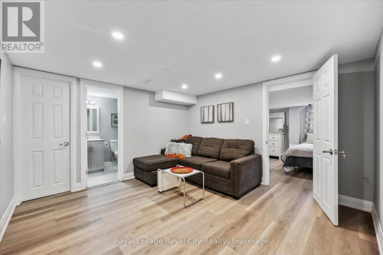 20 HIGHVIEW PLACE, Guelph (Exhibition Park), Ontario, N1H1M7
