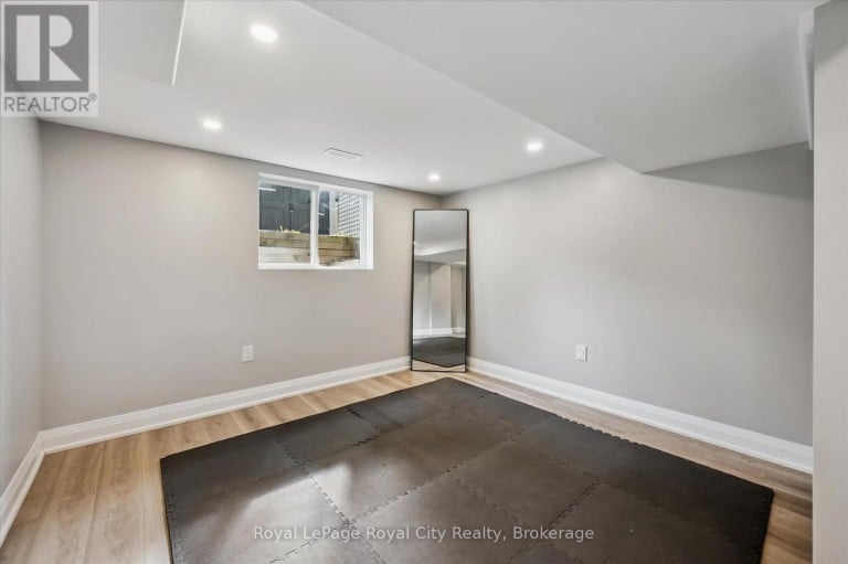 20 HIGHVIEW PLACE, Guelph (Exhibition Park), Ontario, N1H1M7