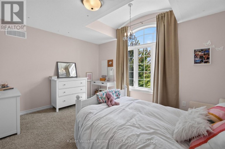 6 SWEENEY DRIVE, Guelph (Kortright East), Ontario, N1G0A6