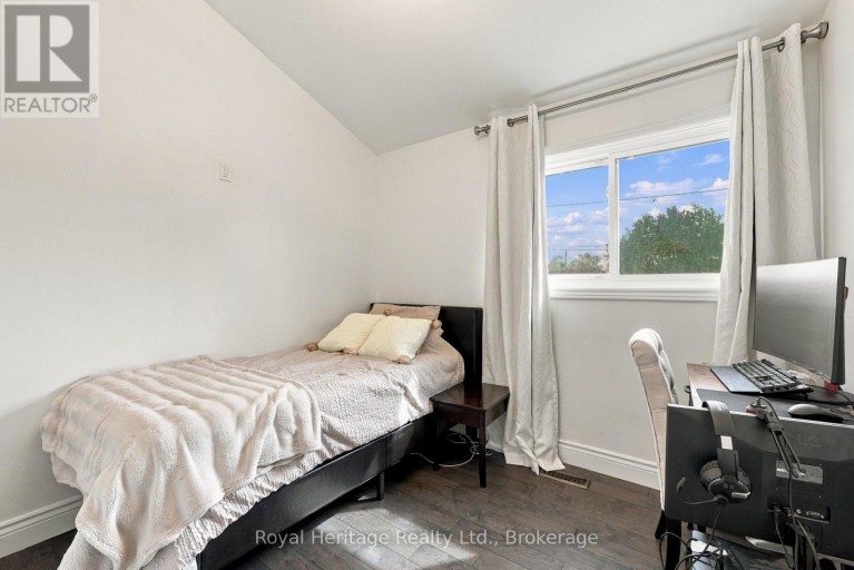618 SUNSET BOULEVARD, Clarington (Newcastle), Ontario, L1B1C9