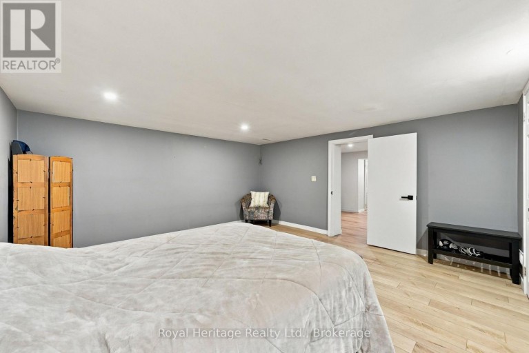 618 SUNSET BOULEVARD, Clarington (Newcastle), Ontario, L1B1C9