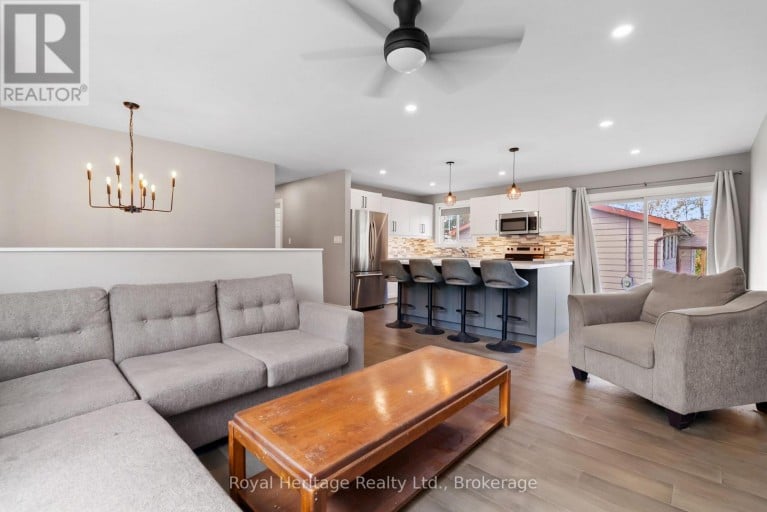48 SILVER BIRCH STREET, Kawartha Lakes (Verulam), Ontario, K0M1L0