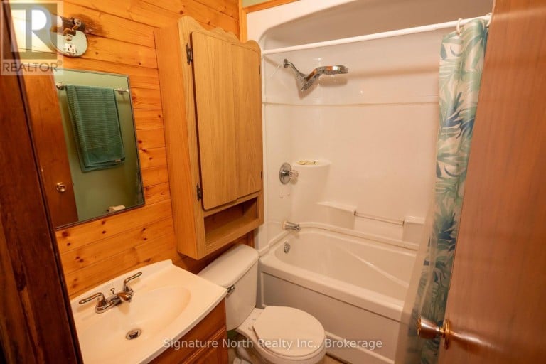 414 NORTHERN AVENUE, Thunder Bay (East End), Ontario, P7C2V6