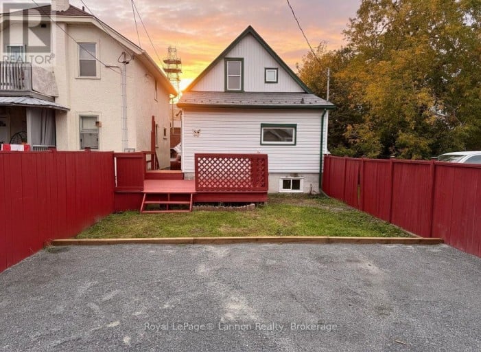 224 MCKELLAR STREET S, Thunder Bay (McKeller Park), Ontario, P7E1H7