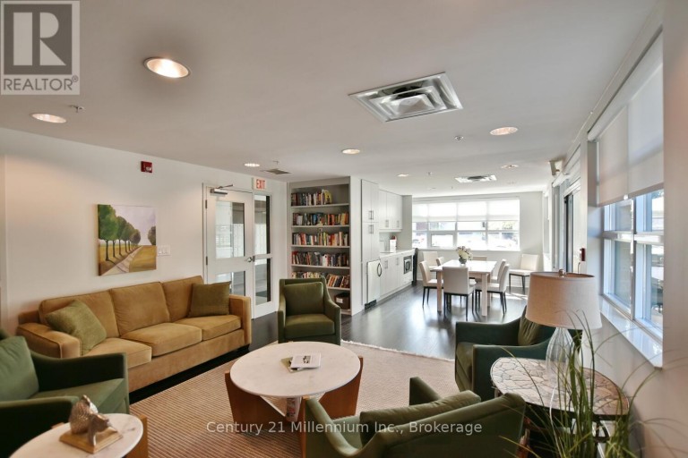 208 - 1 SHIPYARD LANE, Collingwood, Ontario, L9Y0W2