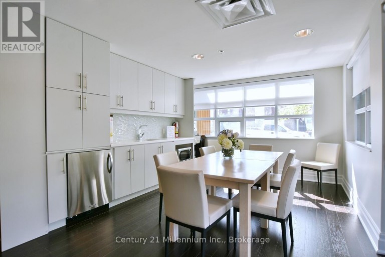 208 - 1 SHIPYARD LANE, Collingwood, Ontario, L9Y0W2
