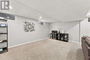 133 BRAEMAR CRESCENT Stratford Ontario photo 33