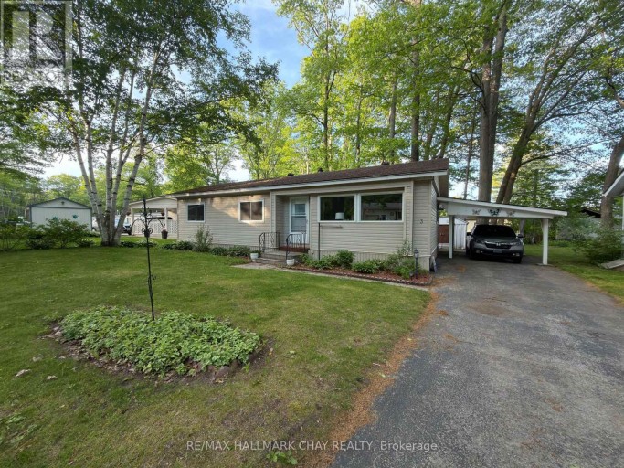 13 CARRUTHERS STREET N, Wasaga Beach, Ontario, L9Z1K2