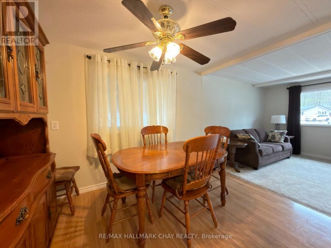 13 CARRUTHERS STREET N, Wasaga Beach, Ontario, L9Z1K2