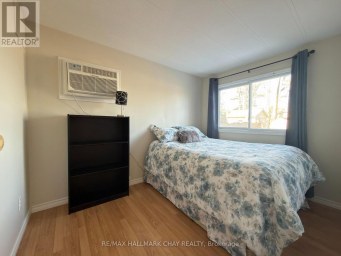 13 CARRUTHERS STREET N Wasaga Beach Ontario photo 18