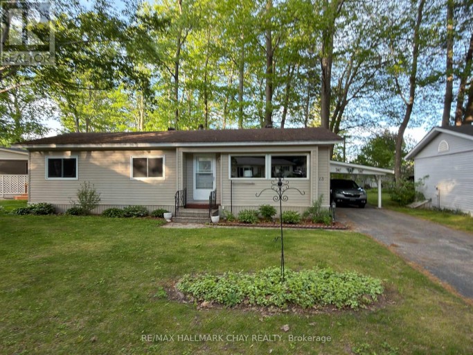 13 CARRUTHERS STREET N, Wasaga Beach, Ontario, L9Z1K2