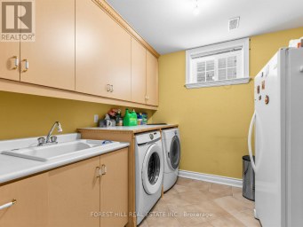 1208 GLENCAIRN AVENUE Toronto (Yorkdale-Glen Park) Ontario photo 28