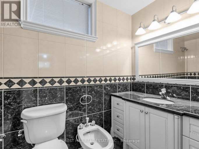 1208 GLENCAIRN AVENUE, Toronto (Yorkdale-Glen Park), Ontario, M6B2B5