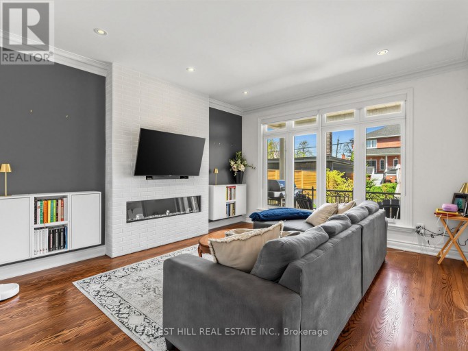 1208 GLENCAIRN AVENUE, Toronto (Yorkdale-Glen Park), Ontario, M6B2B5