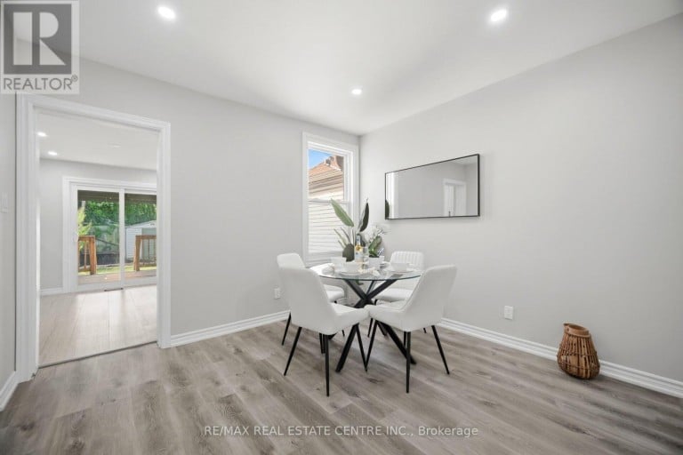 44 GORDON STREET, Hamilton (Crown Point), Ontario, L8L3H2