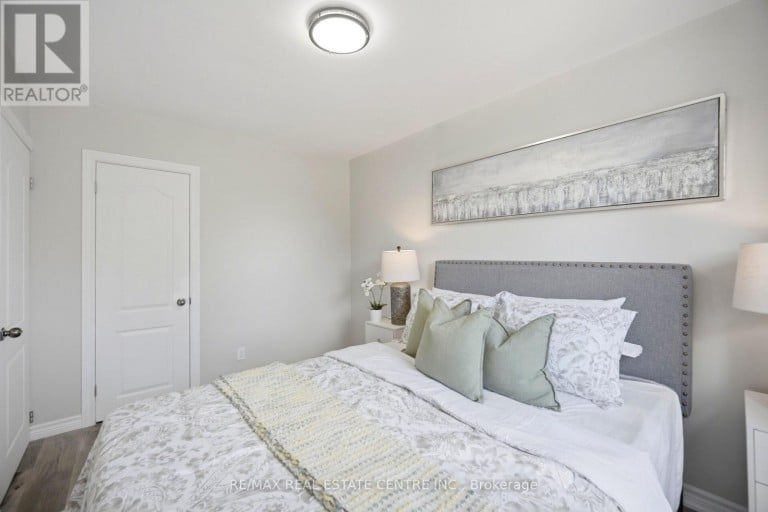 44 GORDON STREET, Hamilton (Crown Point), Ontario, L8L3H2