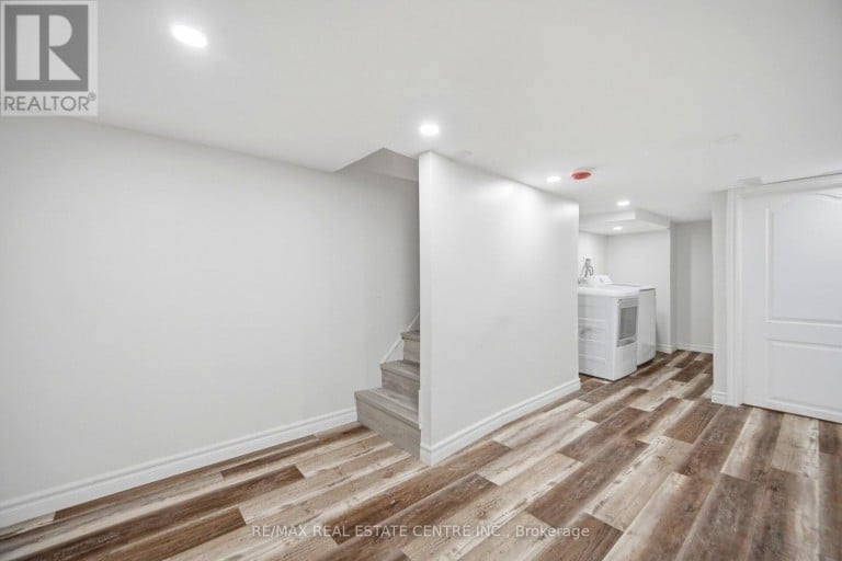 44 GORDON STREET, Hamilton (Crown Point), Ontario, L8L3H2