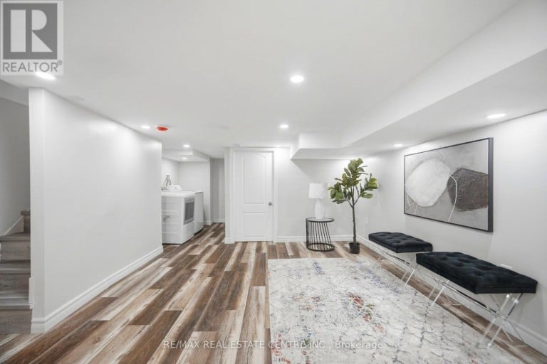 44 GORDON STREET, Hamilton (Crown Point), Ontario, L8L3H2