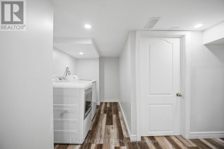 44 GORDON STREET, Hamilton (Crown Point), Ontario, L8L3H2