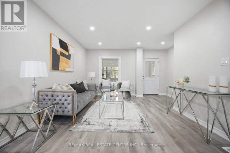 44 GORDON STREET, Hamilton (Crown Point), Ontario, L8L3H2