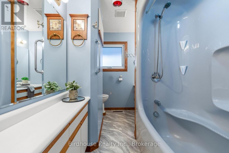 147 EAST STREET N, Kawartha Lakes (Bobcaygeon), Ontario, K0M1A0