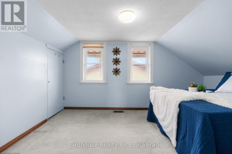 147 EAST STREET N, Kawartha Lakes (Bobcaygeon), Ontario, K0M1A0