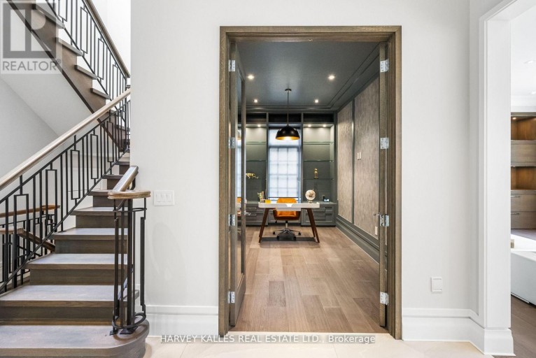 163 CORTLEIGH BOULEVARD, Toronto (Lawrence Park South), Ontario, M5N1P6