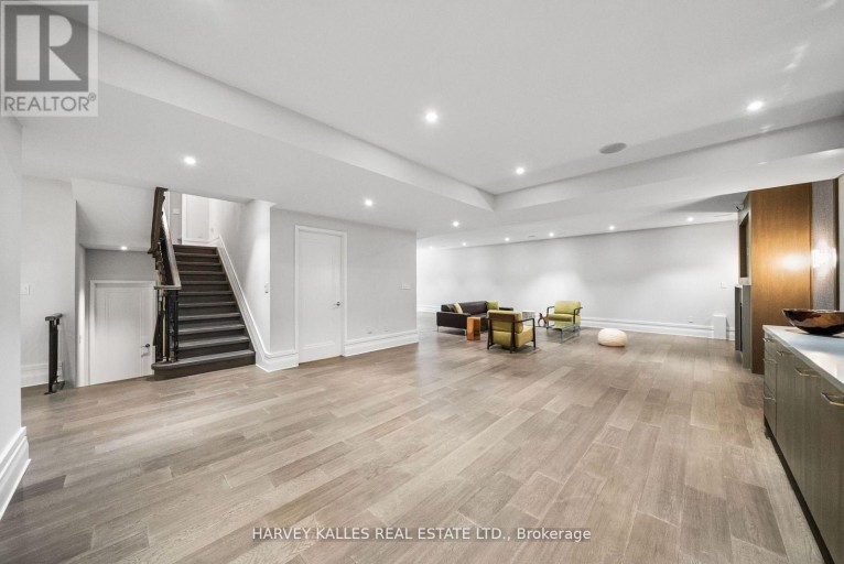 163 CORTLEIGH BOULEVARD, Toronto (Lawrence Park South), Ontario, M5N1P6