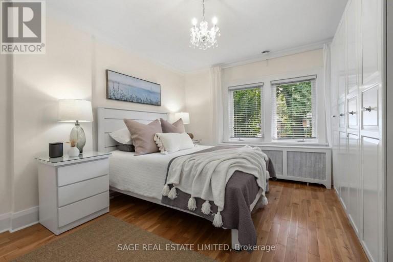 64 CHERITAN AVENUE, Toronto (Lawrence Park South), Ontario, M4R1S6