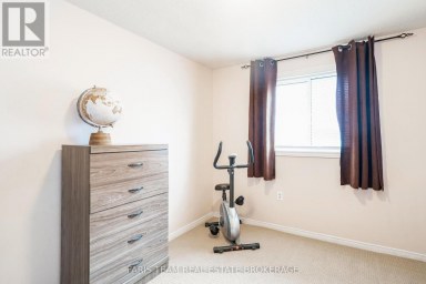 24 LAURIE CRESCENT Barrie (Wellington) Ontario photo 21