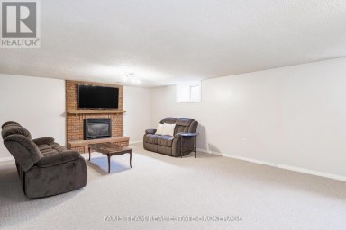 24 LAURIE CRESCENT Barrie (Wellington) Ontario photo 22
