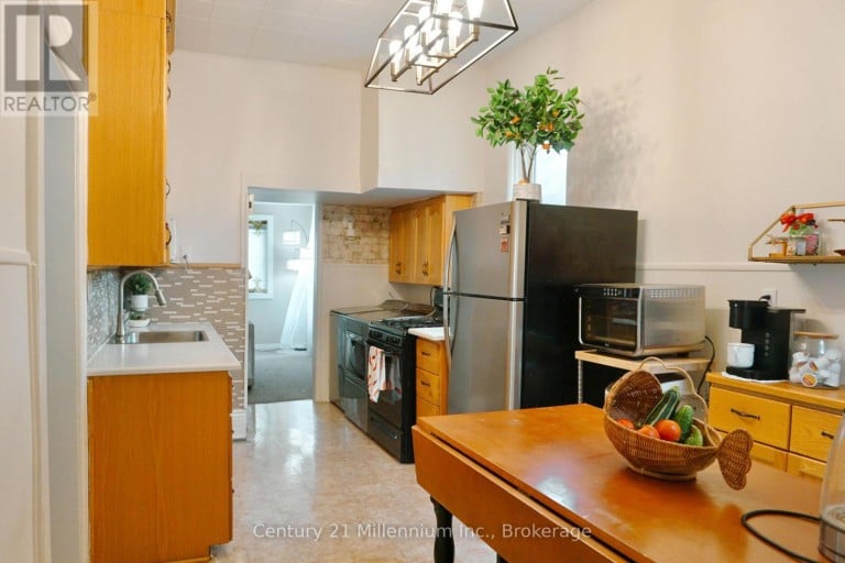 2245 4TH AVENUE W, Owen Sound, Ontario, N4K4Y7