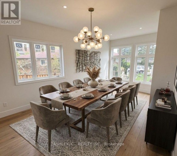 2574 SHARON CRESCENT, Mississauga (Erindale), Ontario, L5C1Y8