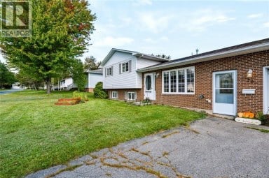 20 Locke Street Miramichi New Brunswick photo 3