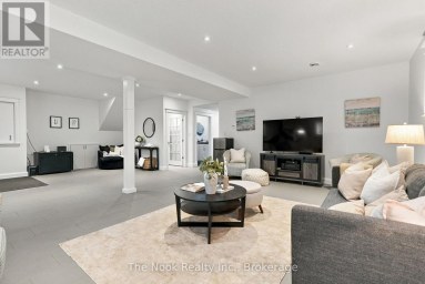 21611 LOYALIST PARKWAY Prince Edward County (Ameliasburg Ward) Ontario photo 31