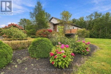21611 LOYALIST PARKWAY Prince Edward County (Ameliasburg Ward) Ontario photo 38